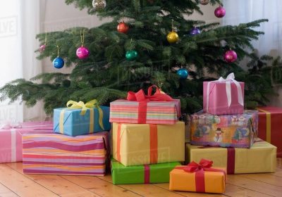 Thinking about Christmas gifts for your employees? 